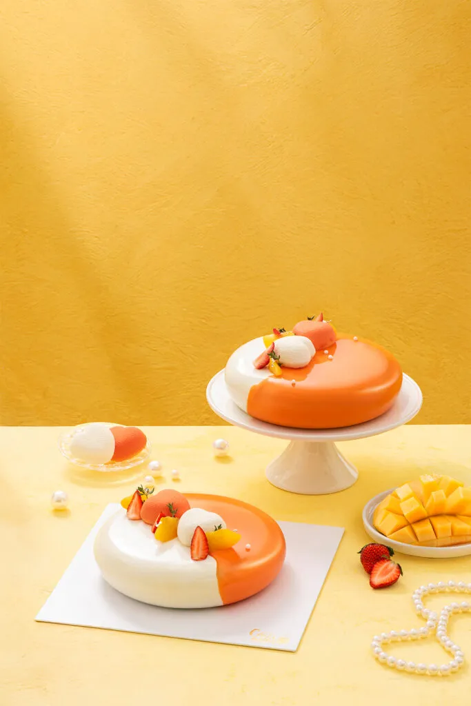Cận cảnh lát cắt bánh Entremet Măng Cụt