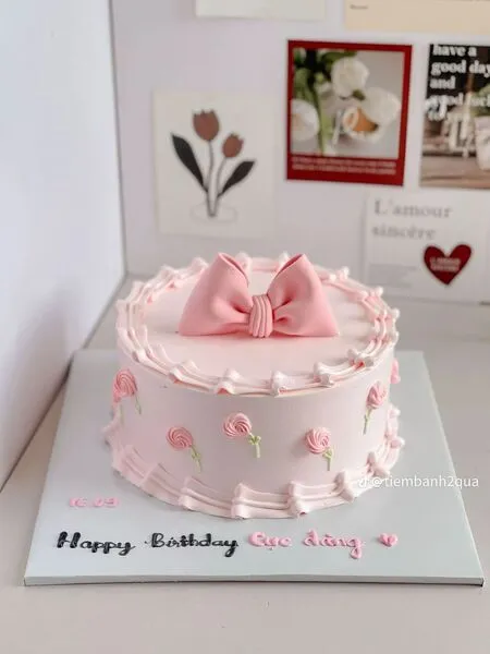 Mẫu bánh sinh nhật bé gái loang màu ombre