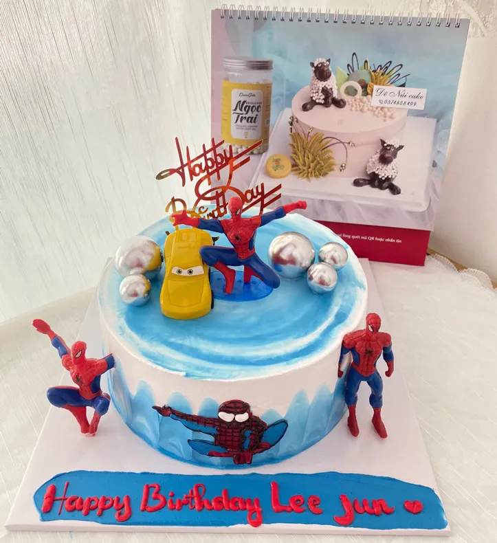 Mẫu bánh sinh nhật chủ đề âm nhạc cho bé tài năng