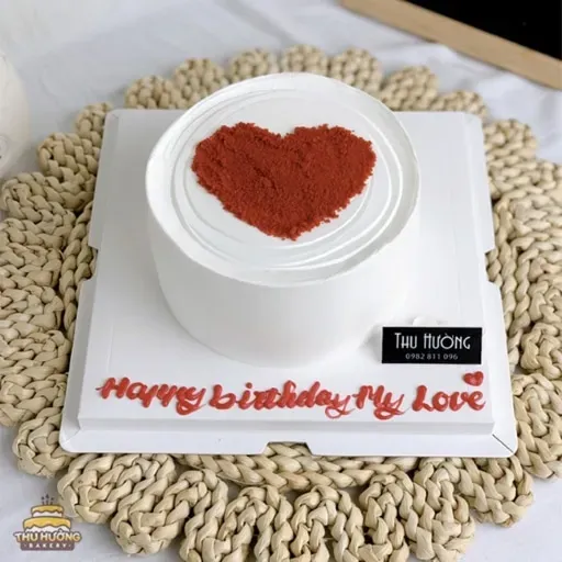 Bánh kem kỉ niệm yêu nhau thiết kế đơn giản nhưng hiện đại