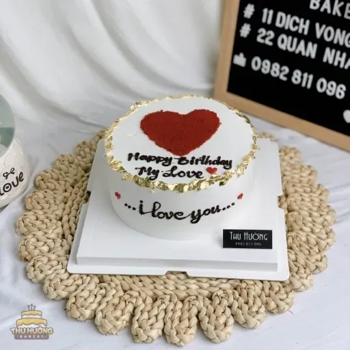 Bánh kem kỉ niệm yêu nhau phong cách Minimalist trắng