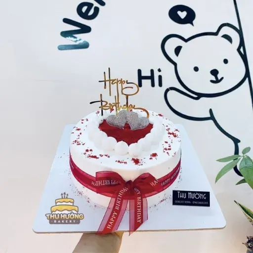 Bánh kem kỉ niệm yêu nhau hình trái tim vẽ tay