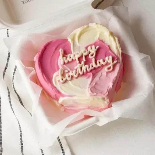 Bánh bento kỉ niệm yêu nhau mang thông điệp ngọt ngào