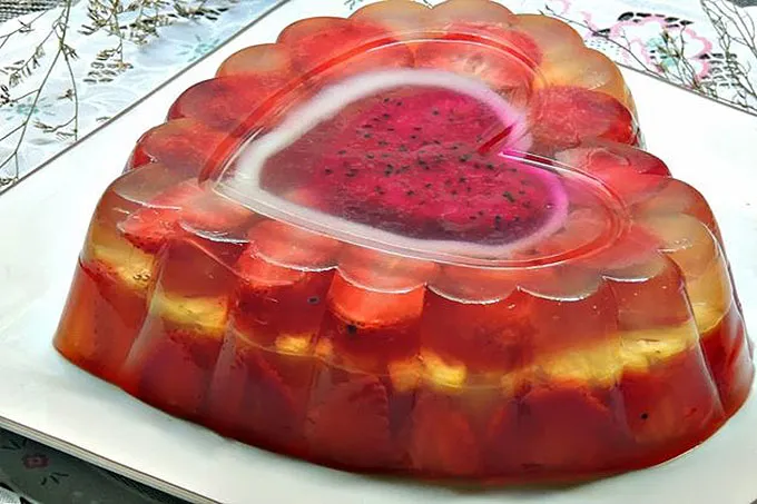 Bánh thạch rau câu sinh nhật hình trái tim lãng mạn cho người yêu