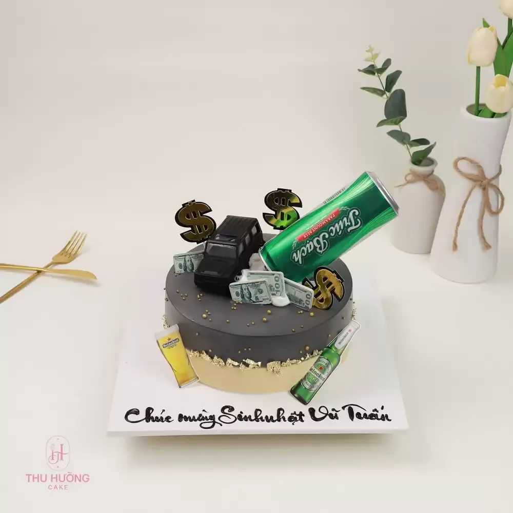 Mẫu bánh sinh nhật trang trí tiền đô và xe hơi