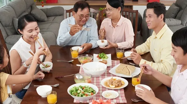 Bữa cơm gia đình