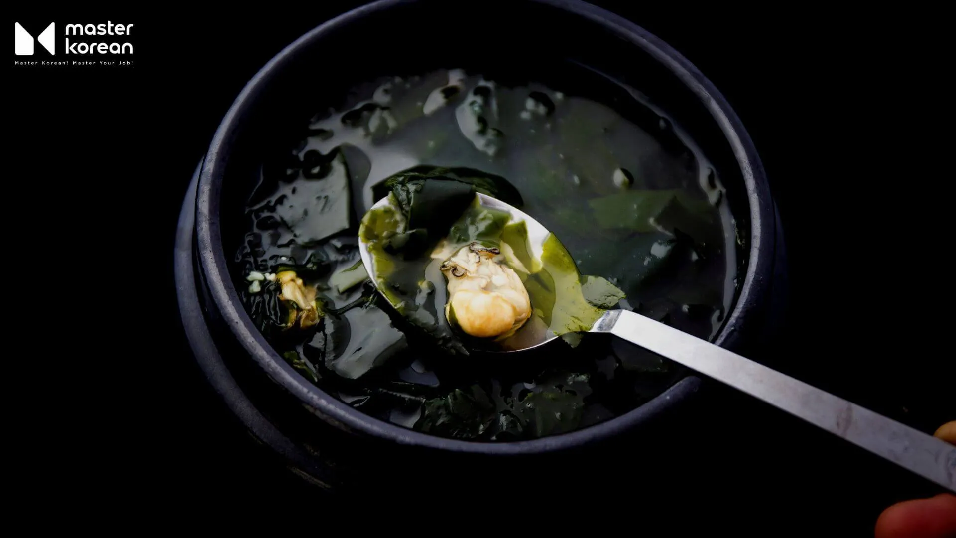 Canh rong biển – món ăn truyền thống sinh nhật Hàn Quốc