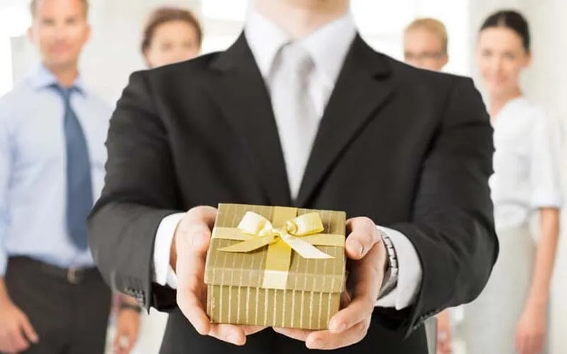 Sếp ơi sếp hãy vui vì - Chúng em luôn vẫn đồng lòng tiến lên