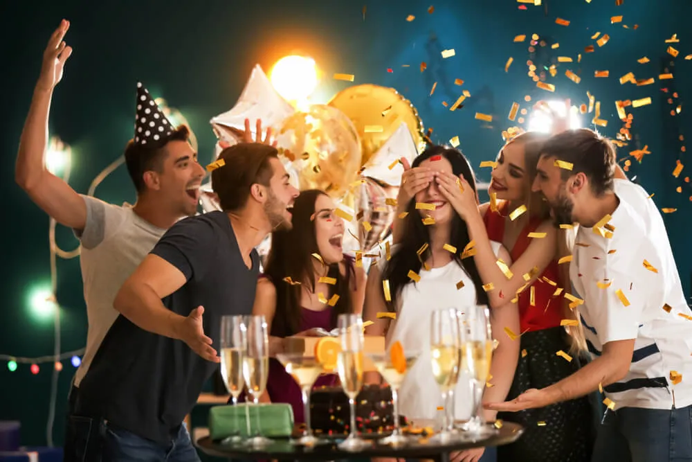 Lời cảm ơn sinh nhật hài hước gửi bạn bè