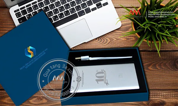 Sạc dự phòng vỏ kim loại cao cấp, bền bỉ và sang trọng