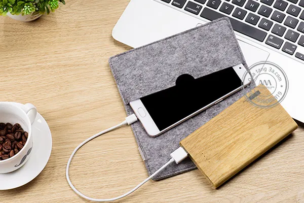 Sạc dự phòng vỏ gỗ thân thiện môi trường, phù hợp thương hiệu xanh