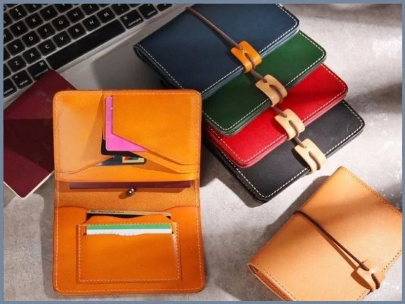 Ví da cao cấp là món quà sang trọng bền bỉ cùng thời gian