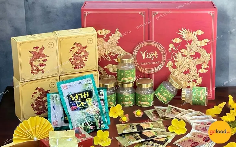 Mẫu hộp quà Tết thực phẩm dinh dưỡng tiêu chuẩn cho người cao tuổi