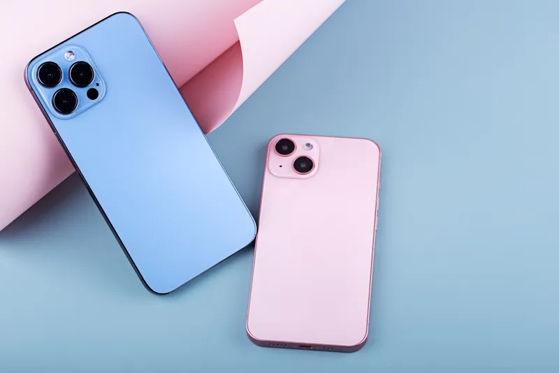 Điện thoại làm quà tặng sinh nhật vợ.