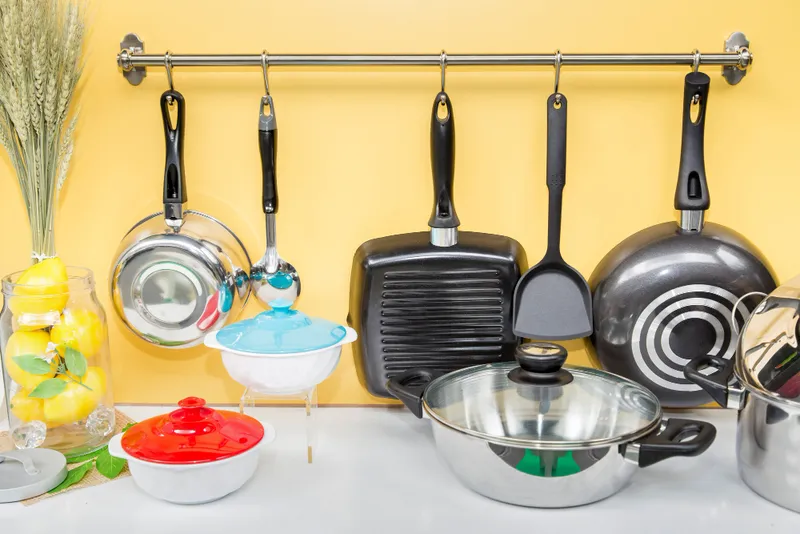 Đồ gia dụng nhỏ gọn, vừa trang trí không gian vừa phục vụ nhu cầu đời sống.