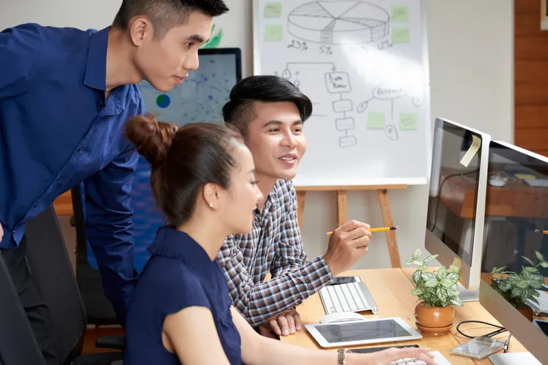 Quà Noel cho nhân viên – cơ hội học tập và phát triển nghề nghiệp