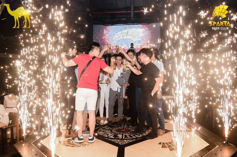 Quán cafe tổ chức sinh nhật Sparta