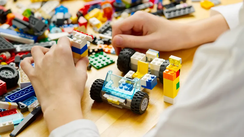Bộ lắp ráp Lego giúp phát triển tư duy logic