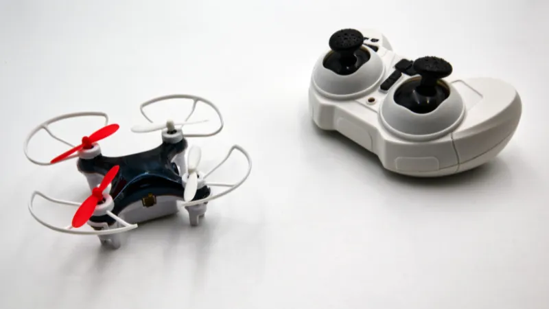 Xe điều khiển từ xa đồ chơi công nghệ cho bé