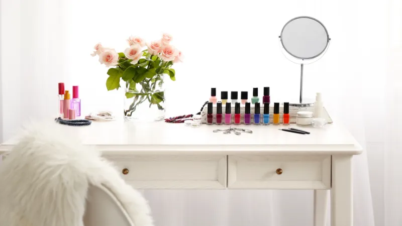 Bàn trang điểm gỗ hiện đại cho phòng ngủ