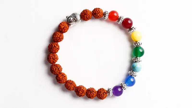 Tự làm vòng tay may mắn