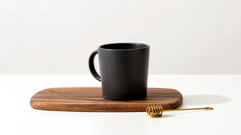 Ly sứ uống nước in họa tiết độc đáo