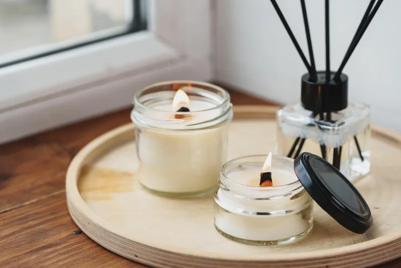 Nến thơm là món quà tặng 20/10 cho bạn gái tinh tế