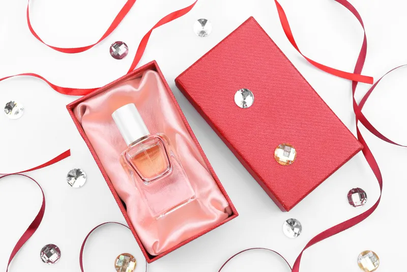 Nước hoa mang lại mùi hương quyến rũ