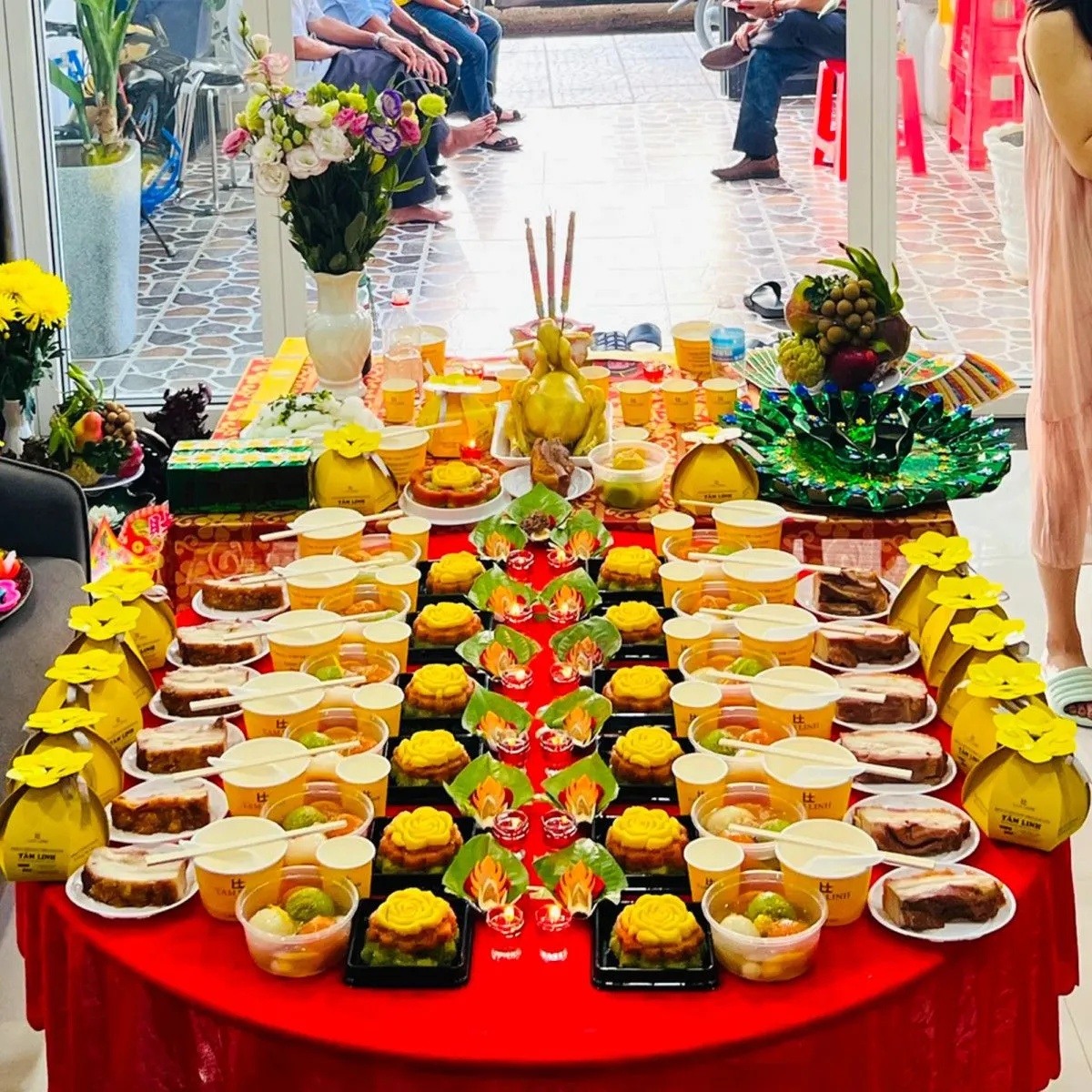 Tiệc đầy tháng cho bé