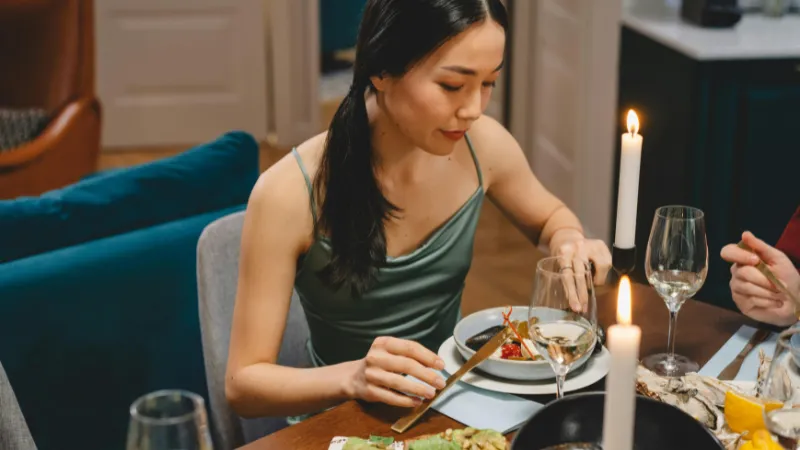 Nấu bữa ăn bao gồm món bạn gái thích ngày sinh nhật