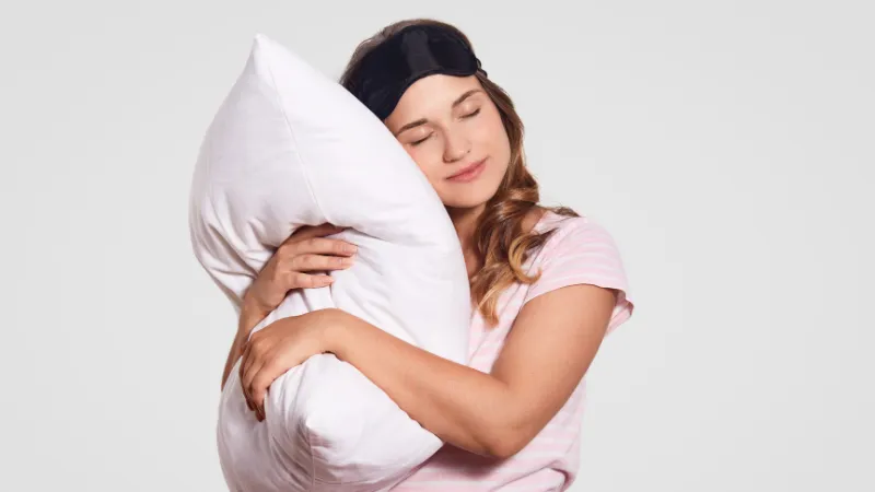 Gối ôm mềm mại là quà tặng sinh nhật cho người yêu