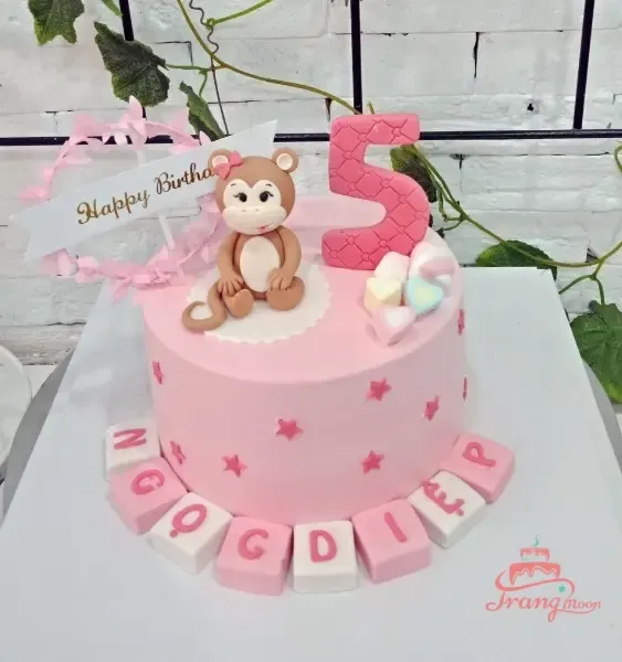 Mẫu bánh kem hình con khỉ dễ thương màu hồng cho bé gái