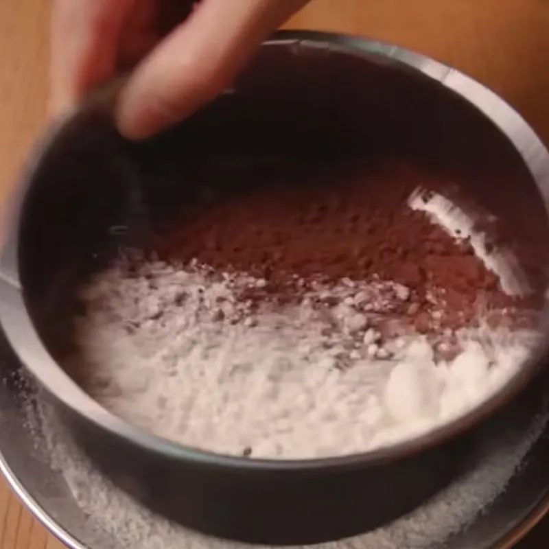 Rây mịn bột bánh