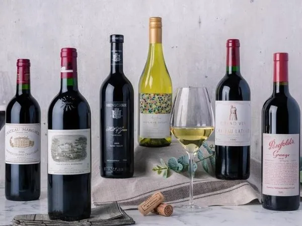 Rượu vang đỏ mang lại may mắn khi biếu Tết nhà vợ