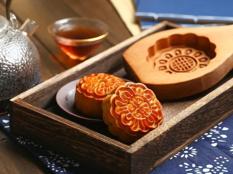 Thời điểm biểu tặng bánh Trung thu từ 15 đến 3 ngày trước Rằm Trung thu