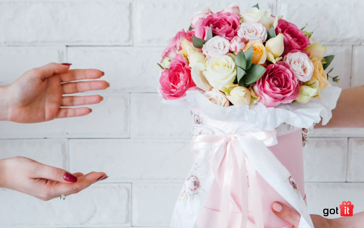 Tặng hoa ngày khai trương mang lại ý nghĩa tích cực