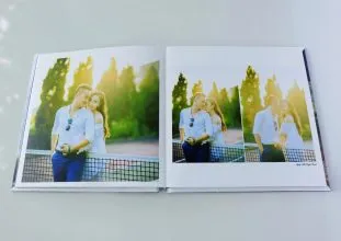 Cuốn album có tất cả hình ảnh đáng nhớ của bạn và đối phương chính là món quà sinh nhật ý nghĩa