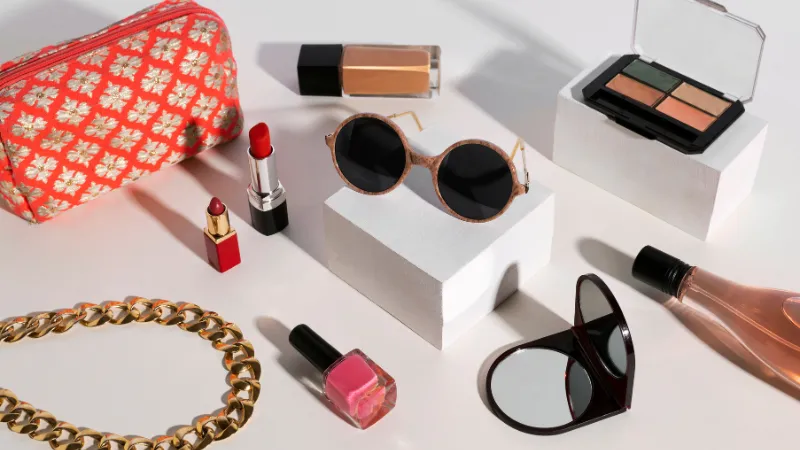 Bộ mỹ phẩm dành cho bạn thân nữ làm quà sinh nhật.