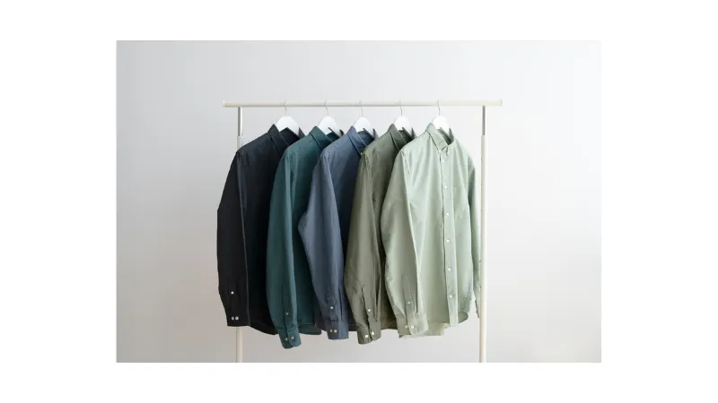 Quần áo phong cách để tặng sinh nhật cho bạn thân.