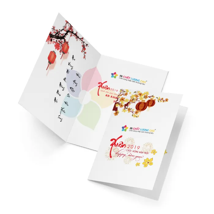 Thiệp chúc mừng năm mới phong cách trẻ trung và năng động