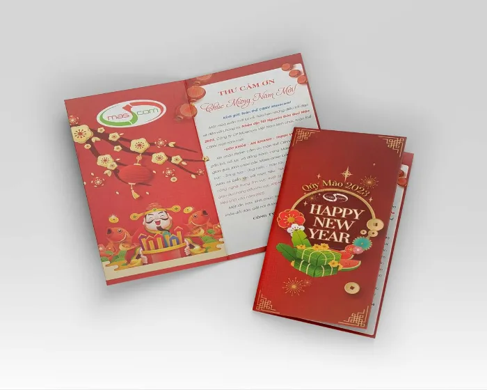 Mẫu thiệp chúc mừng năm mới đậm chất nghệ thuật sắp đặt