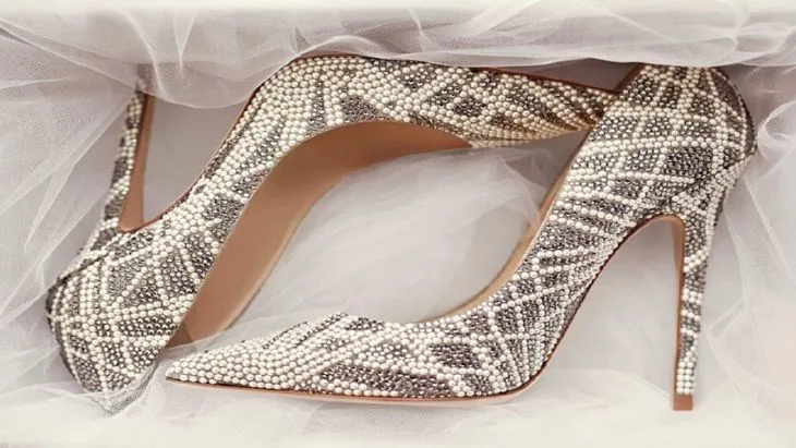 Lựa chọn giày dép được làm từ chất liệu cao cấp, êm ái