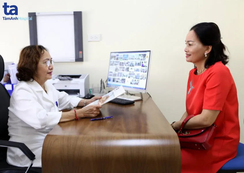 Y học hiện đại giúp phụ nữ 45-50 tuổi vẫn có thể sinh con an toàn