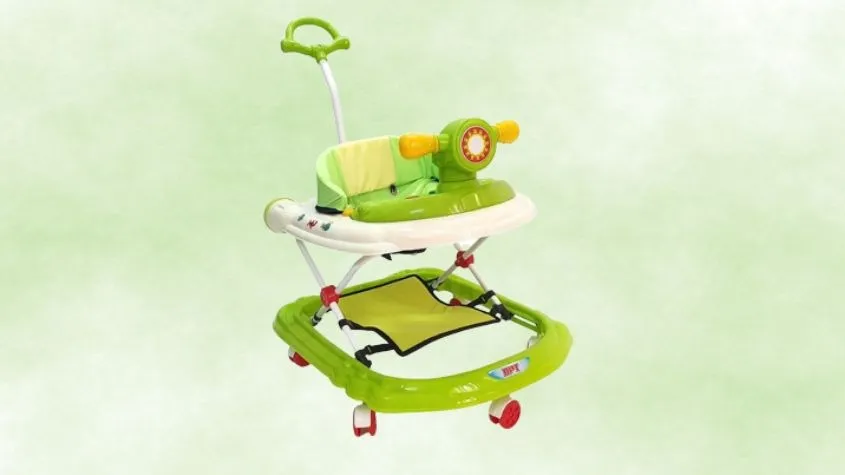 Xe tập đi hoả tiễn Đại Phát Tài - Màu ngẫu nhiên