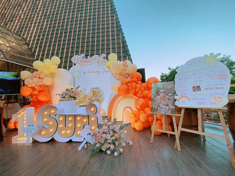 Trang trí tiệc sinh nhật phong cách hiện đại cho bé