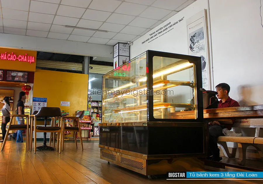 Khung thép cao cấp của tủ trưng bày bánh kem 1m5