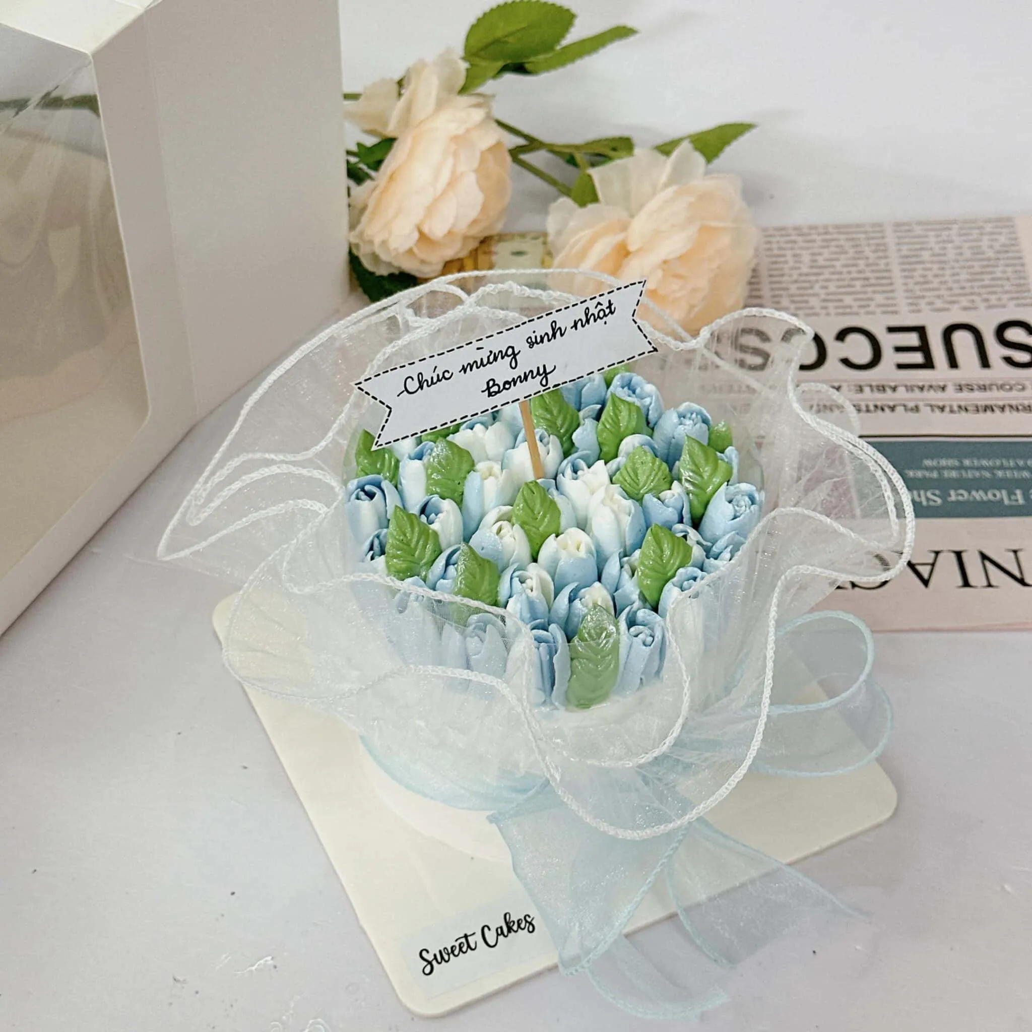 Bánh sinh nhật hoa Tulip nghệ thuật