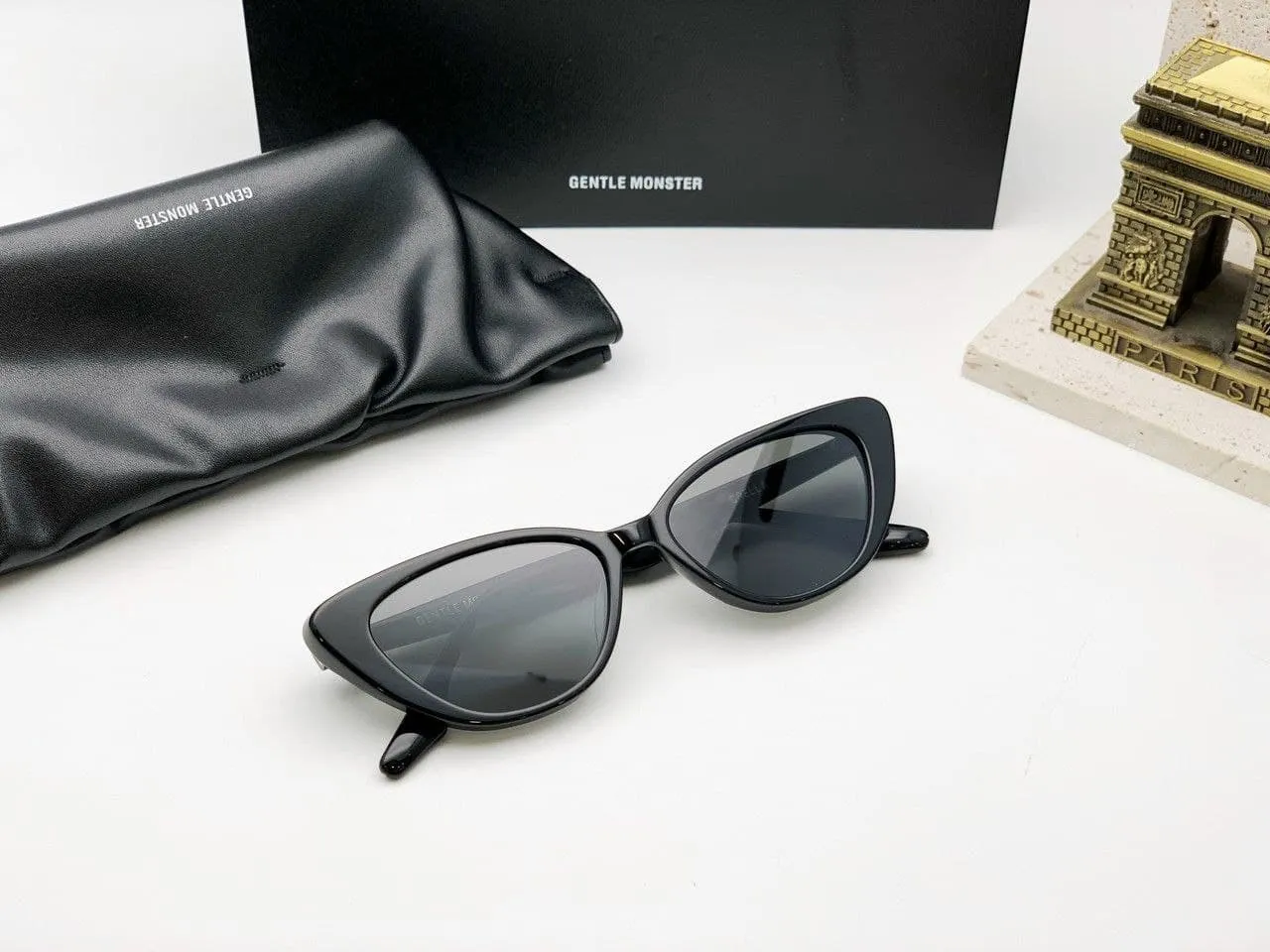 Kính mắt Gentle Monster phong cách thời thượng cho phái nữ