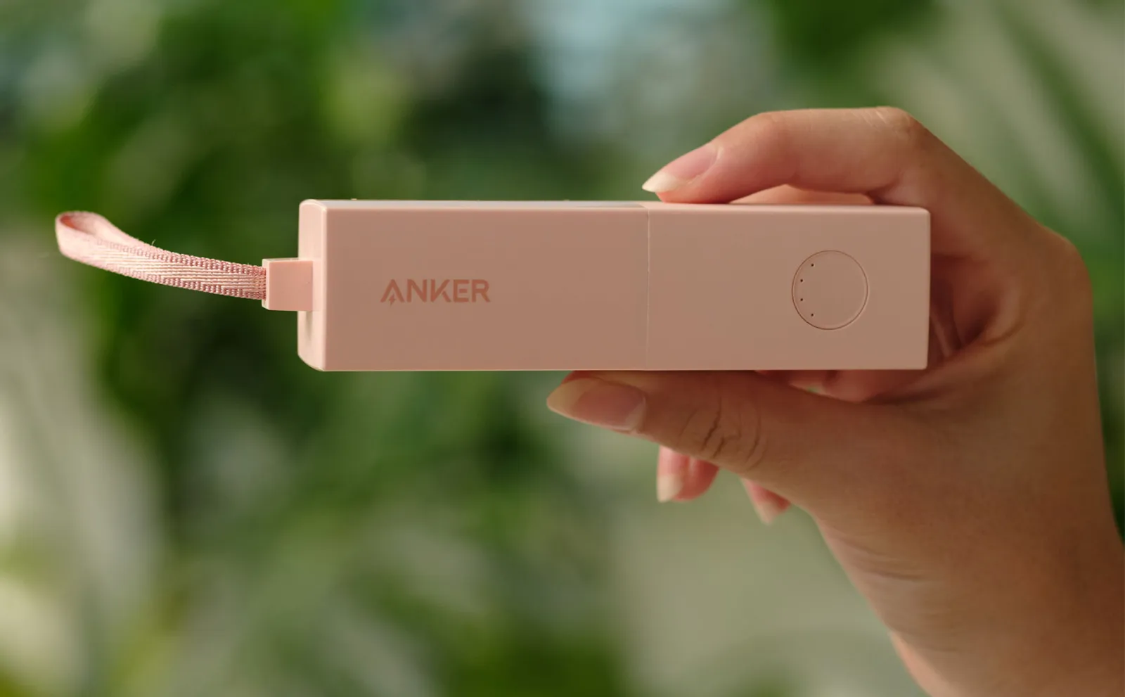 Pin sạc dự phòng nhỏ gọn tiện lợi mang theo hàng ngày