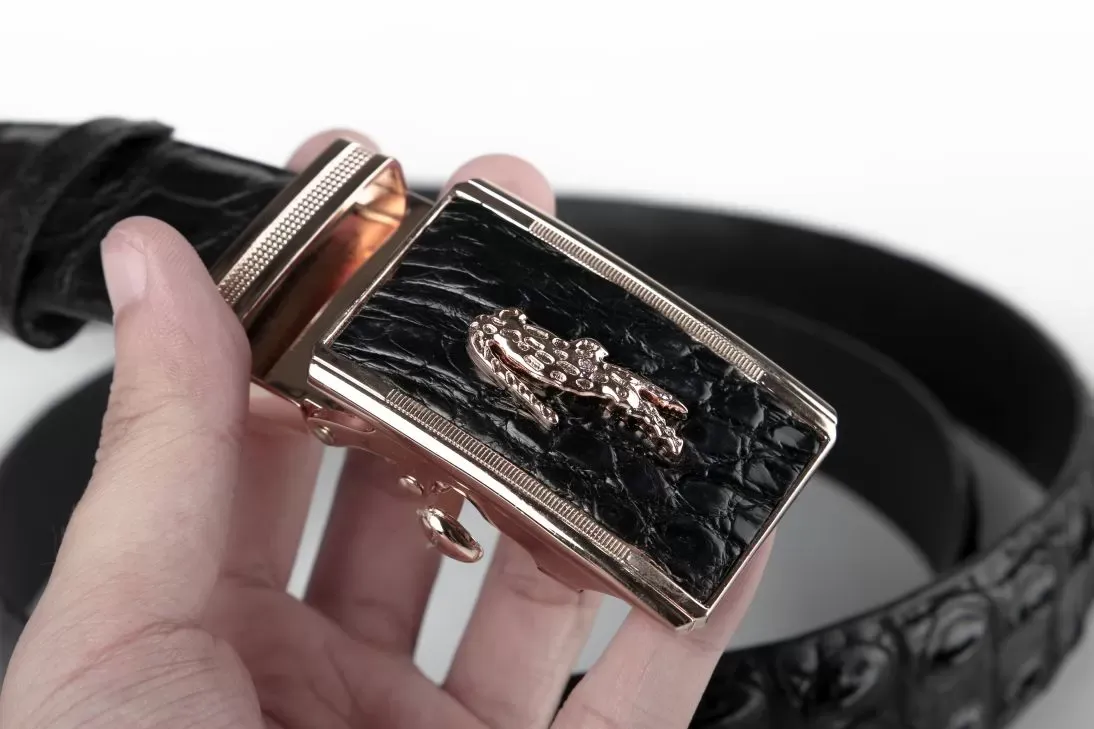 Thắt lưng da nam phong cách tối giản và hiện đại